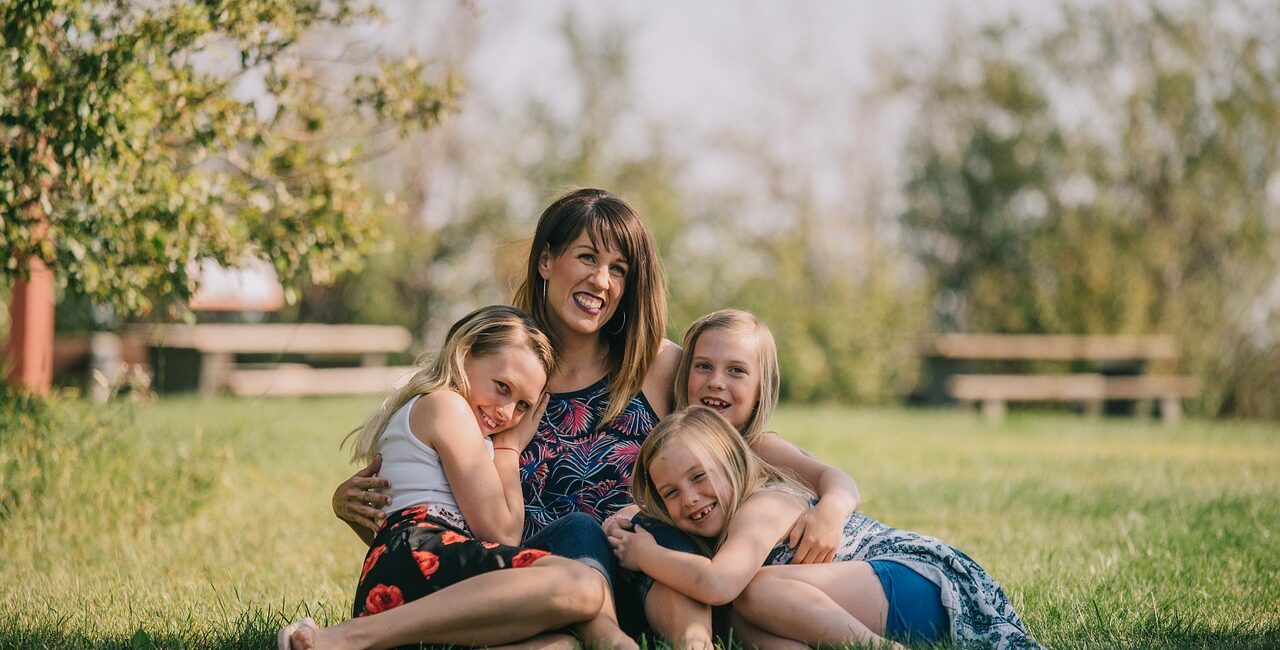 Familias, abrazos, salud mental