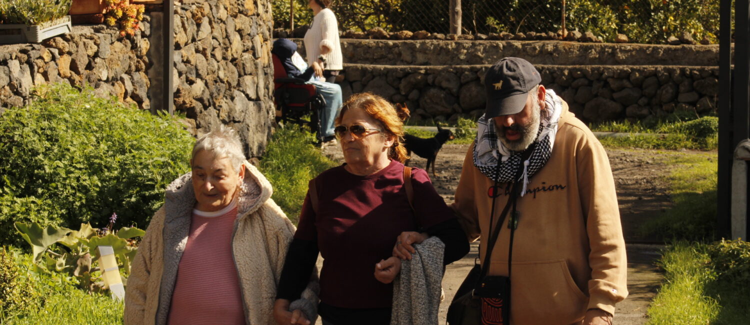 CO TABURIENTE FUNCATAES Personas usuarias en paseo